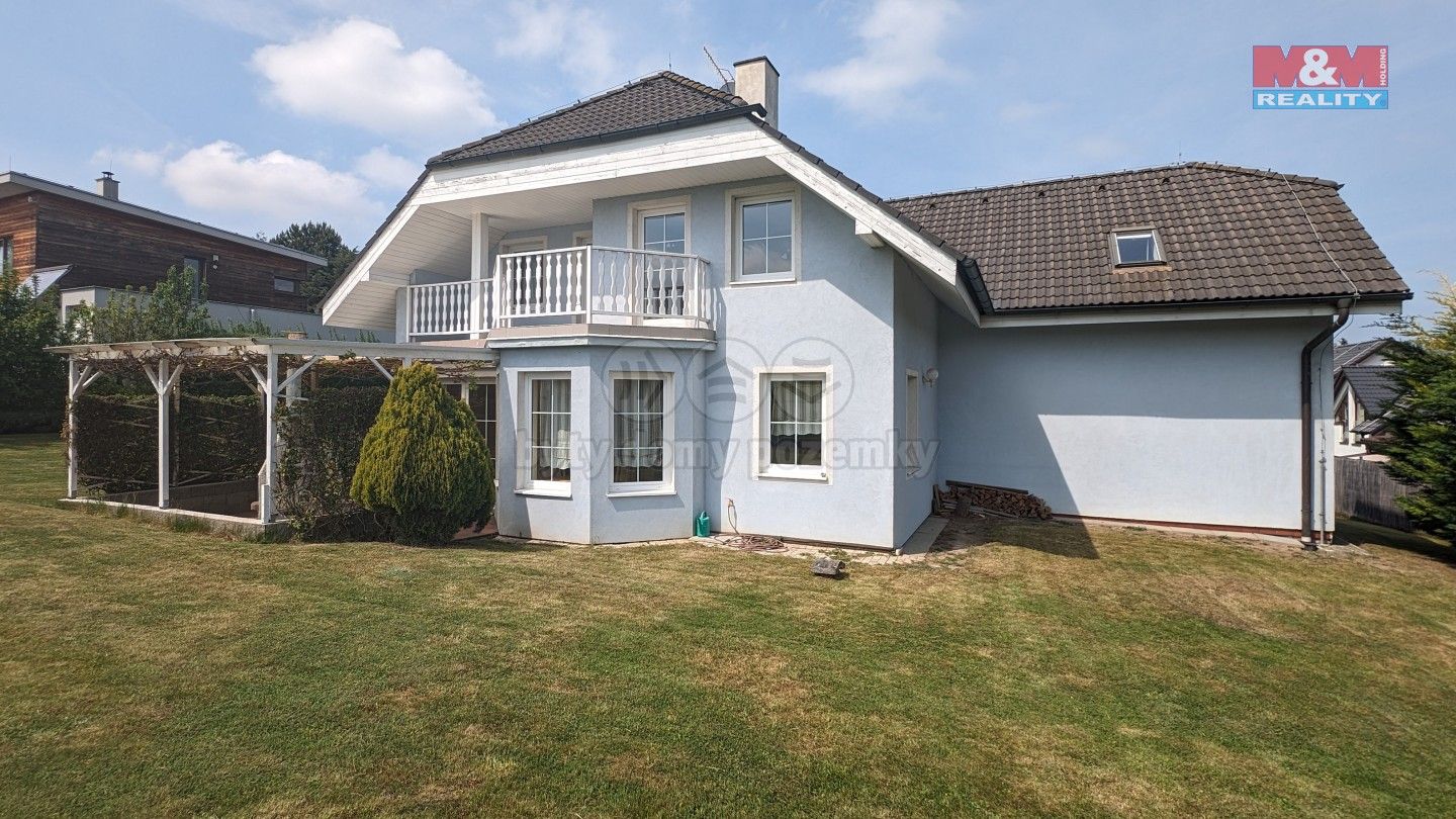 Prodej domu 200 m² - foto 1
