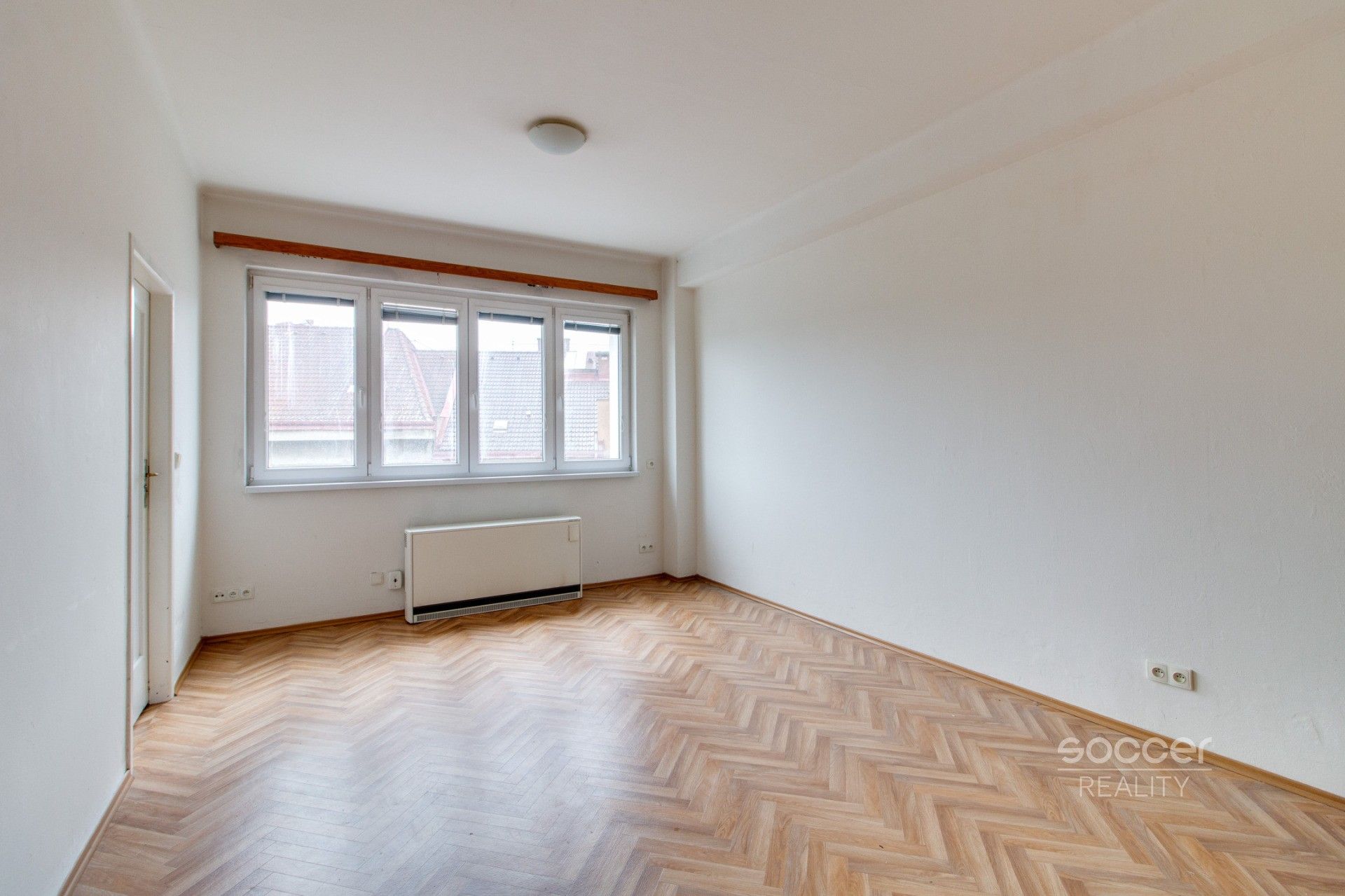 Pronájem bytu 1+1 45 m² - foto 3