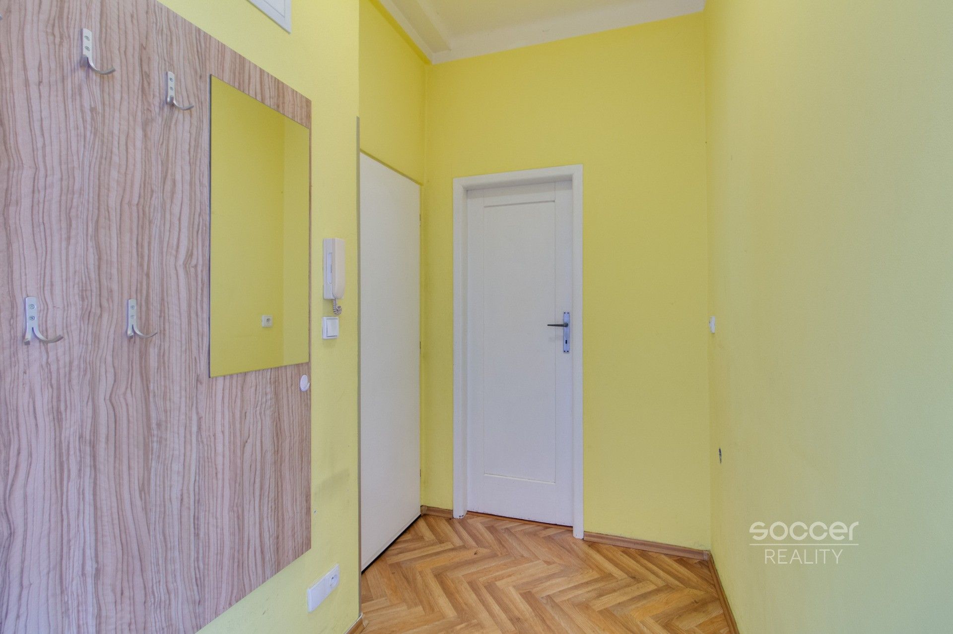 Pronájem bytu 1+1 45 m² - foto 6