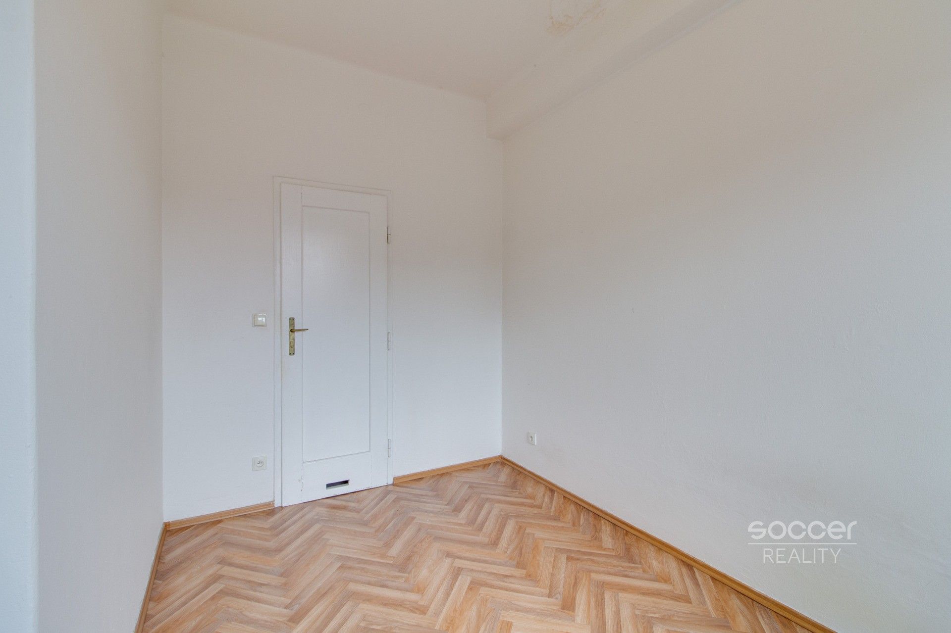 Pronájem bytu 1+1 45 m² - foto 5