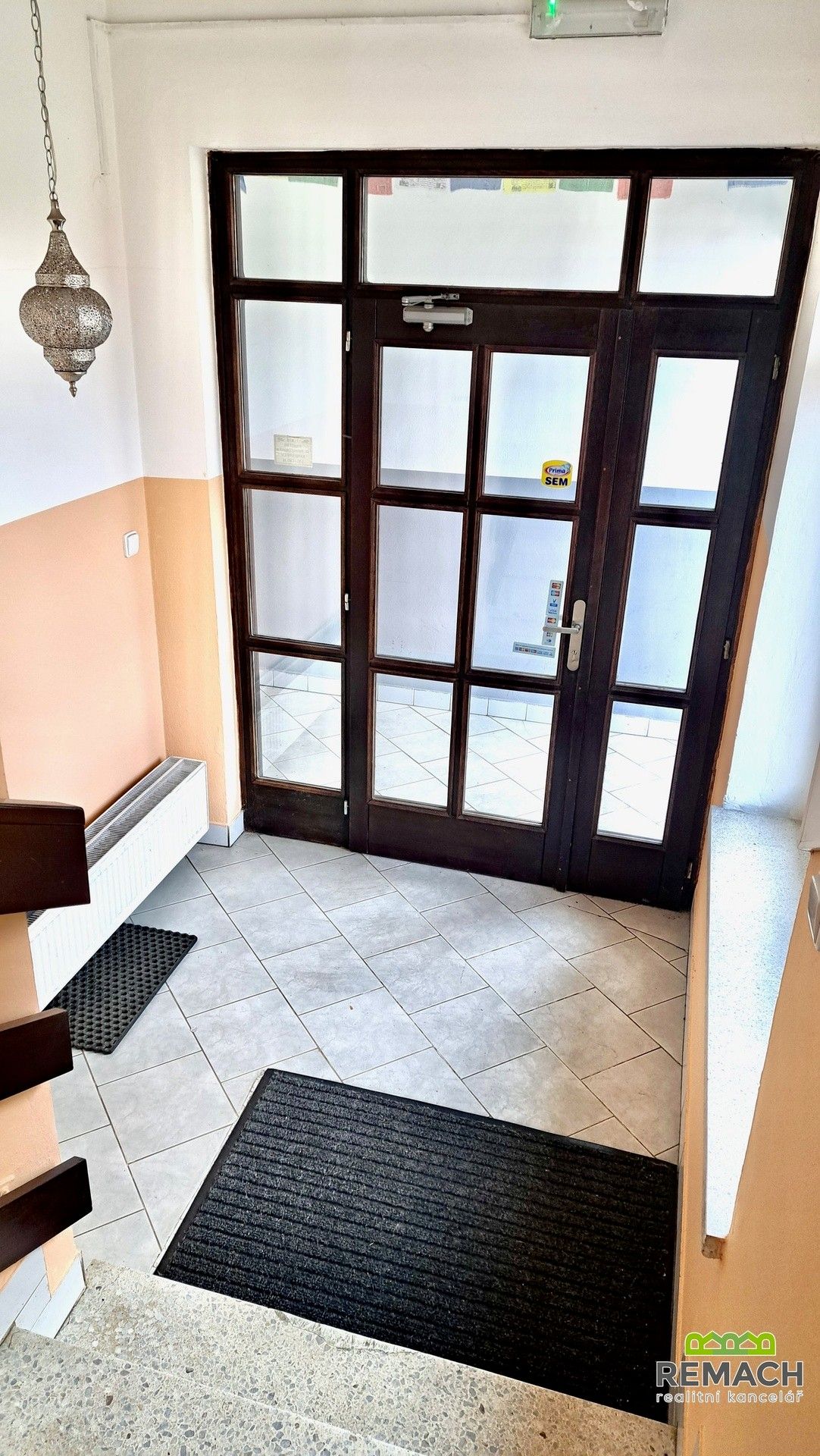 Pronájem komerčního prostoru 197 m² - foto 4