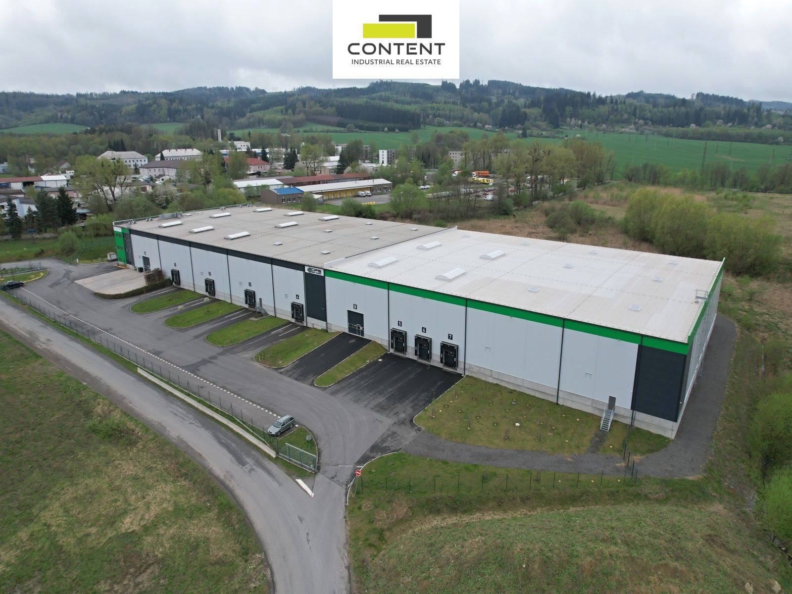 Pronájem komerčního prostoru 900 m² - foto 3
