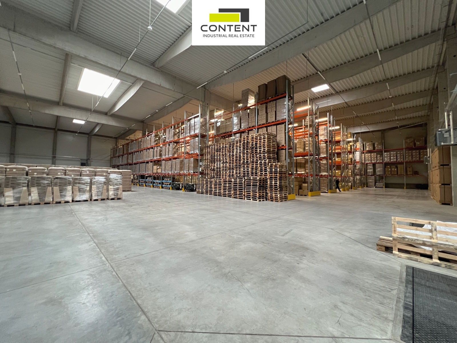 Pronájem komerčního prostoru 900 m² - foto 19