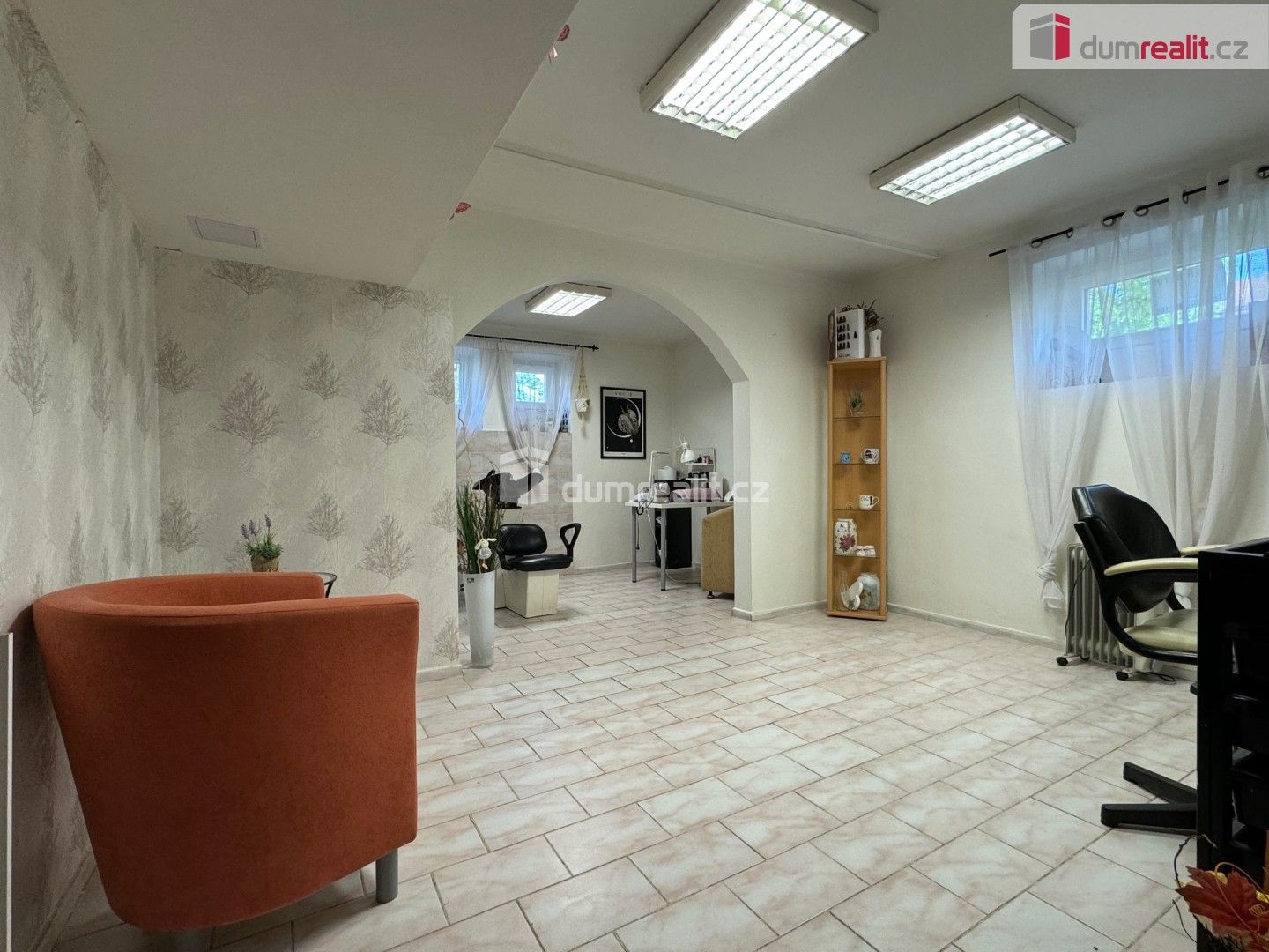 Prodej komerčního prostoru 22 m² - foto 1