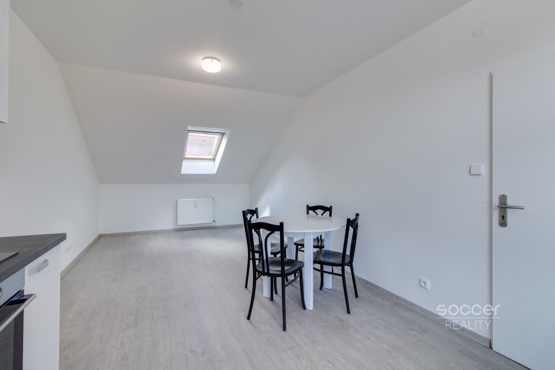 Pronájem bytu 2+kk 52 m² - foto 3