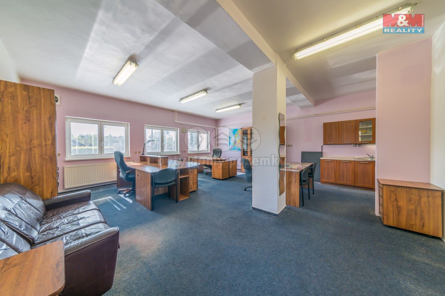 Pronájem komerčního prostoru 67 m² - foto 2