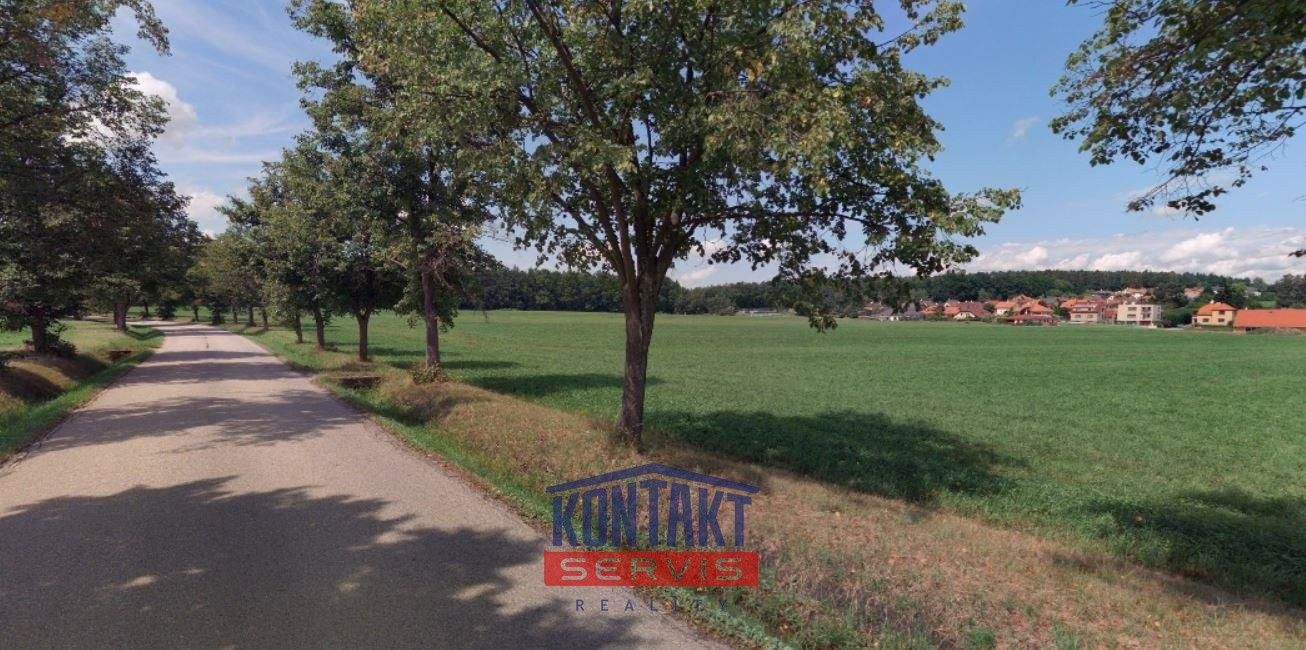 Prodej pozemku 8823 m² - foto 5