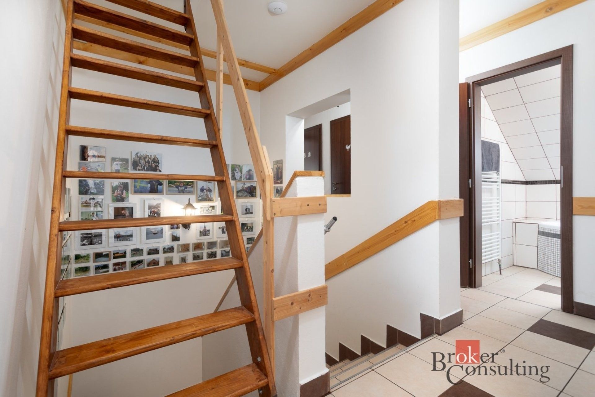 Prodej komerčního prostoru 261 m² - foto 23