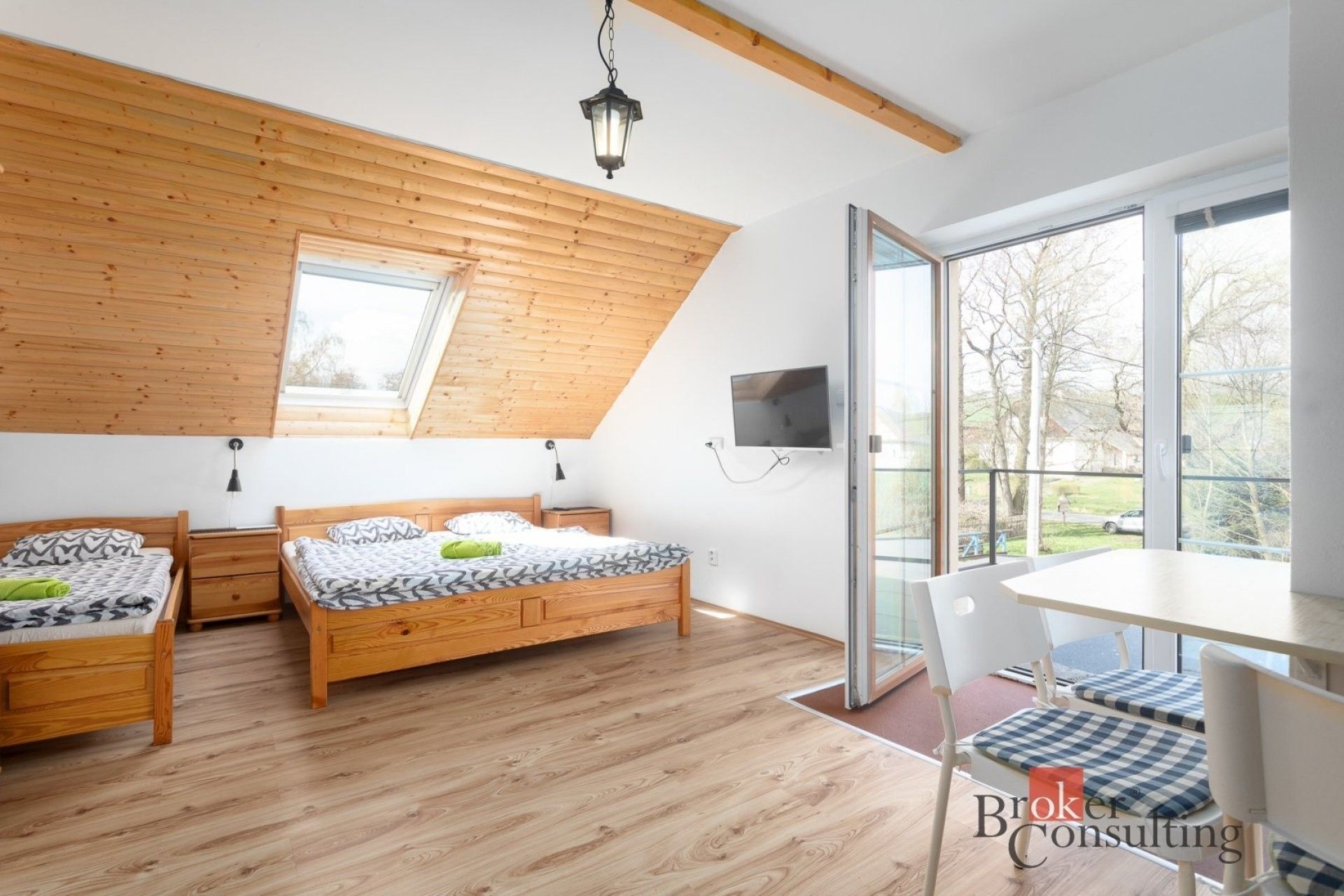 Prodej komerčního prostoru 261 m² - foto 29