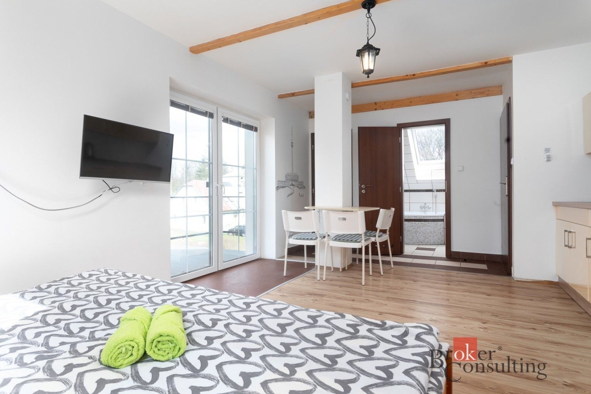 Prodej komerčního prostoru 261 m² - foto 30