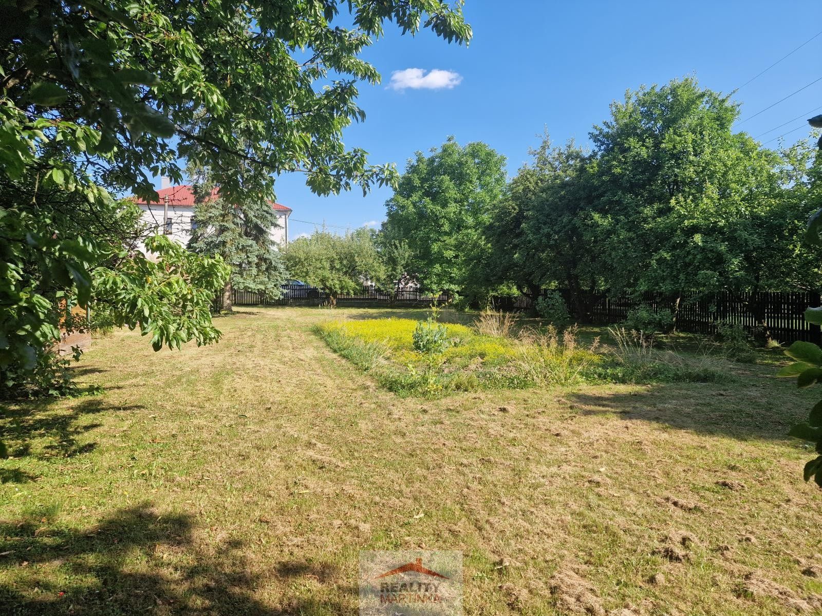 Prodej pozemku 1060 m² - foto 1