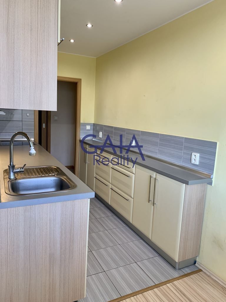 Pronájem bytu 2+1 52 m² - foto 5