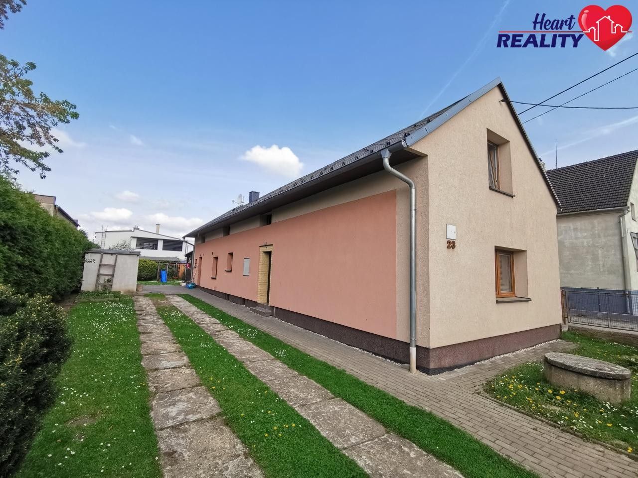 Prodej domu 240 m² - foto 1