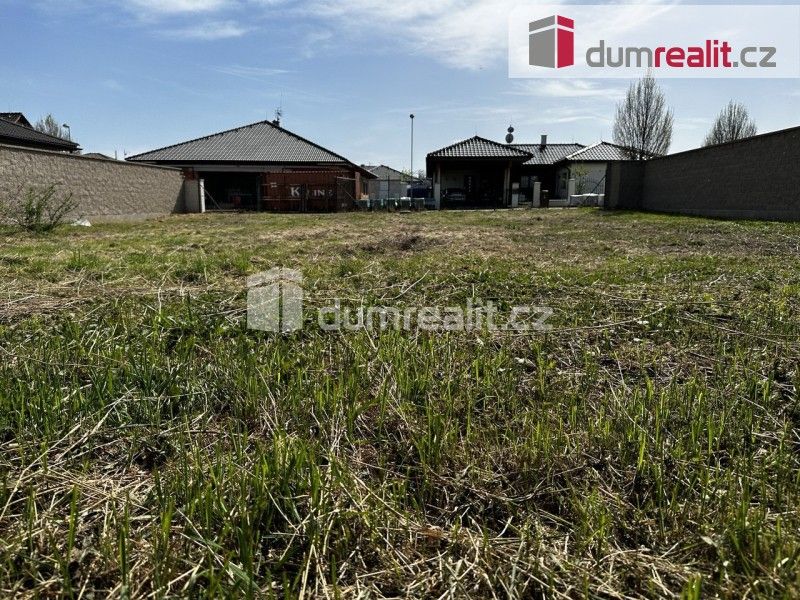 Prodej pozemku 801 m² - foto 1