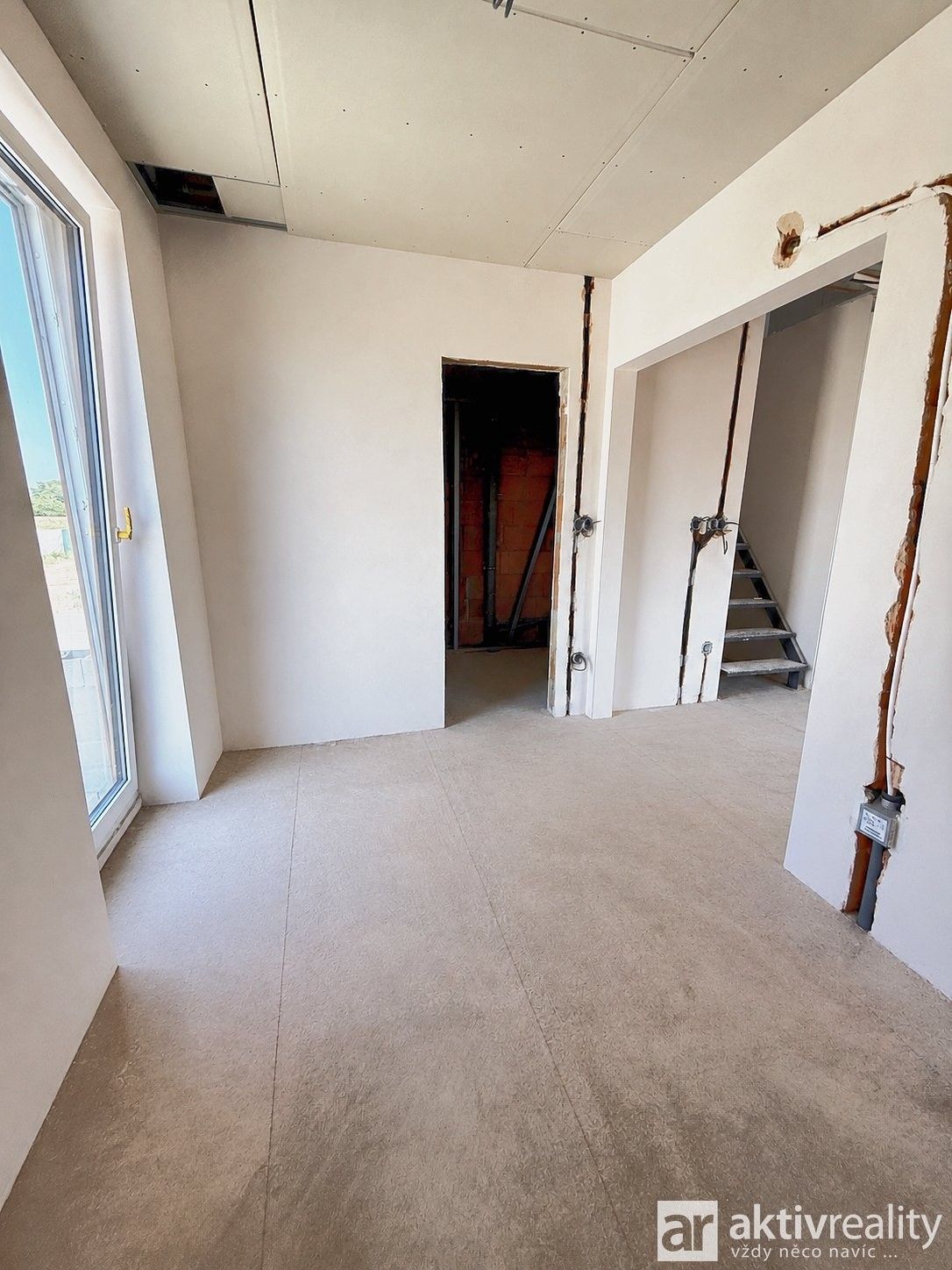 Prodej nemovitosti 192 m² - foto 11