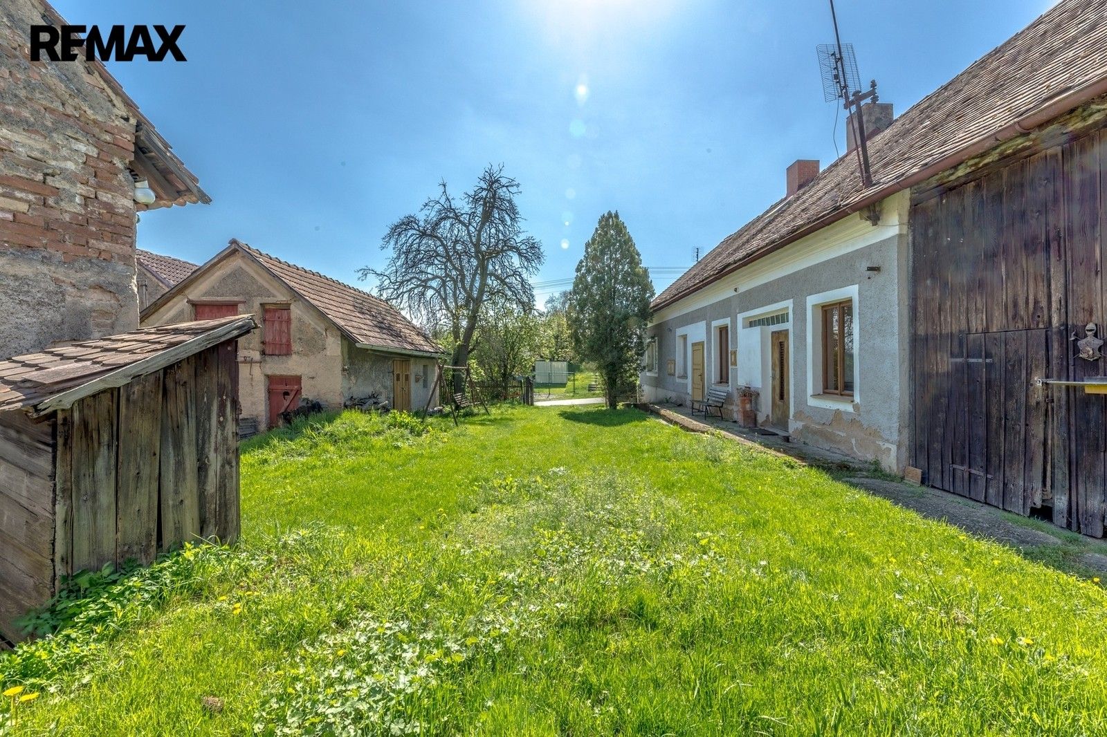 Prodej domu 180 m² - foto 3
