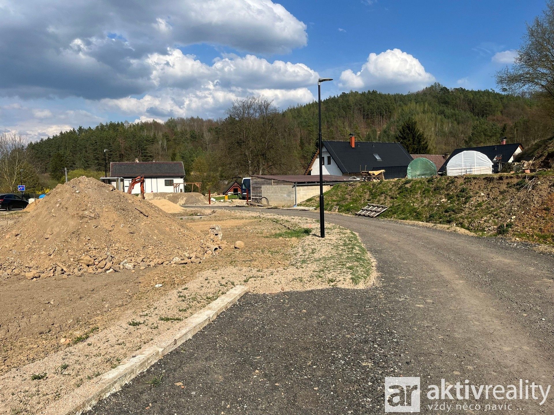 Prodej pozemku 1580 m² - foto 2