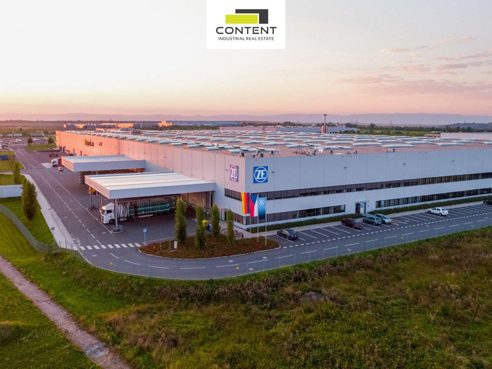 Pronájem komerčního prostoru 4246 m² - foto 2