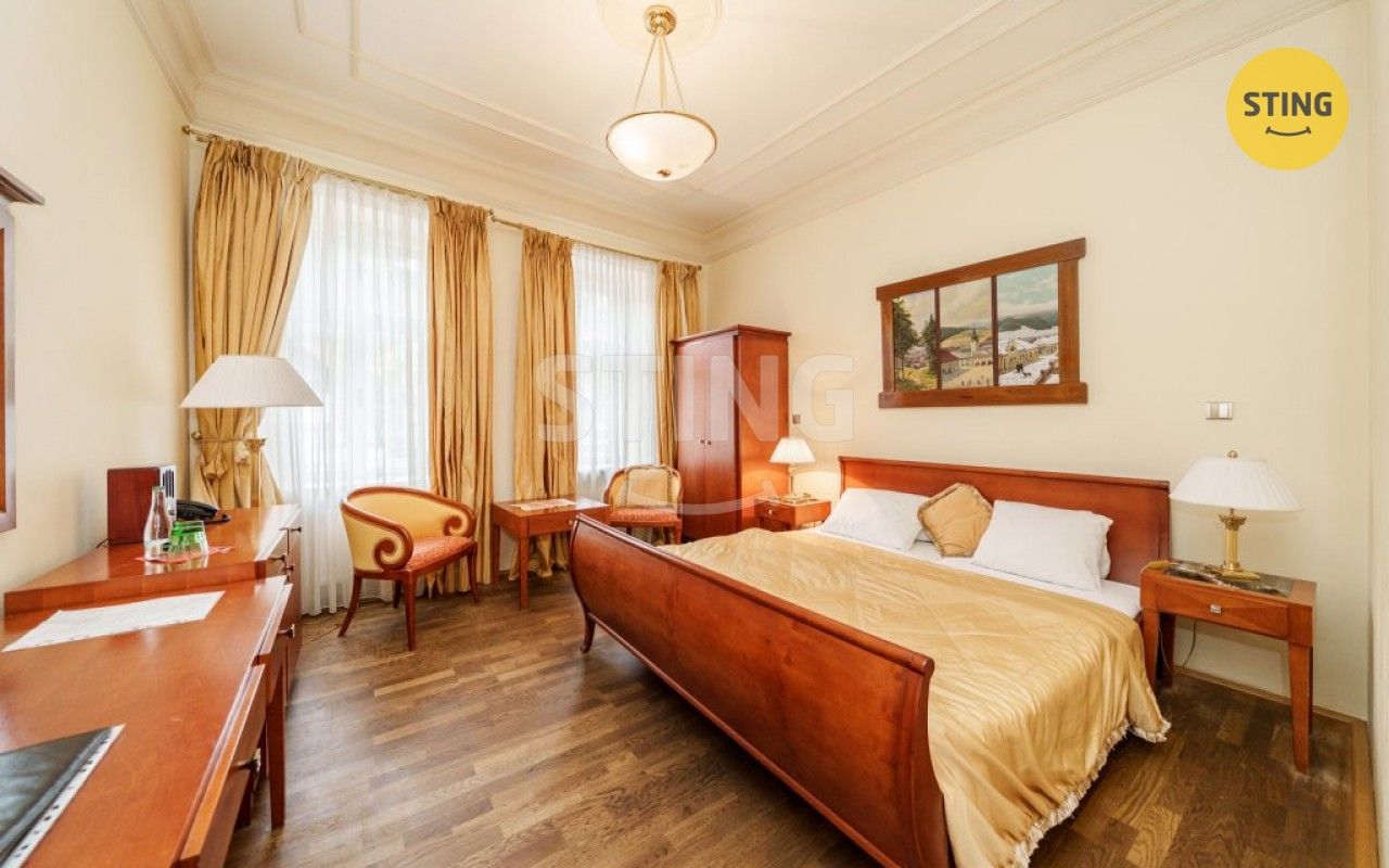 Prodej komerčního prostoru 2230 m² - foto 7