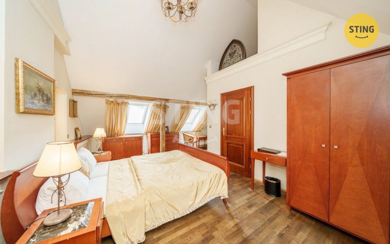 Prodej komerčního prostoru 2230 m² - foto 5