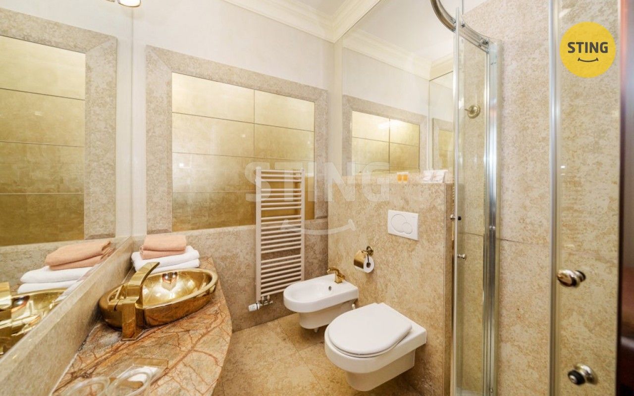 Prodej komerčního prostoru 2230 m² - foto 9