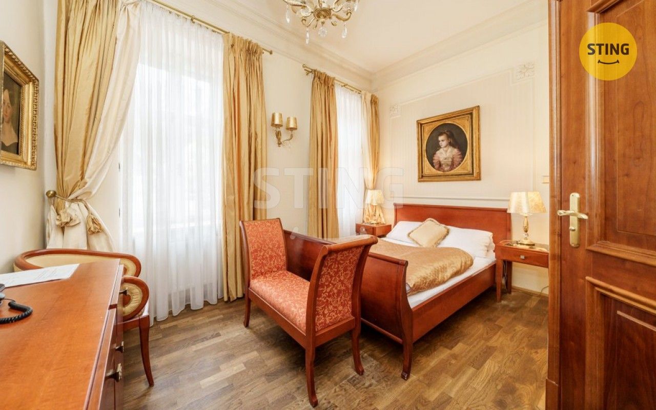 Prodej komerčního prostoru 2230 m² - foto 10