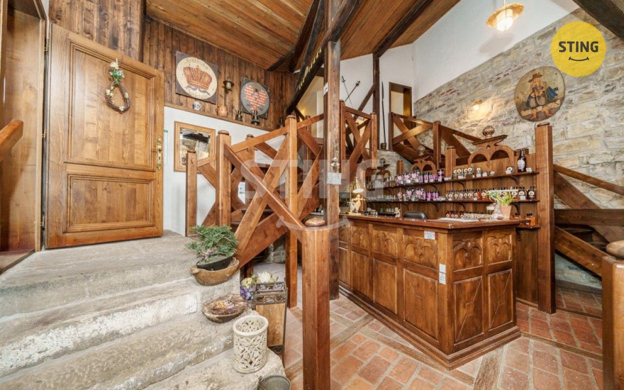 Prodej komerčního prostoru 2230 m² - foto 22