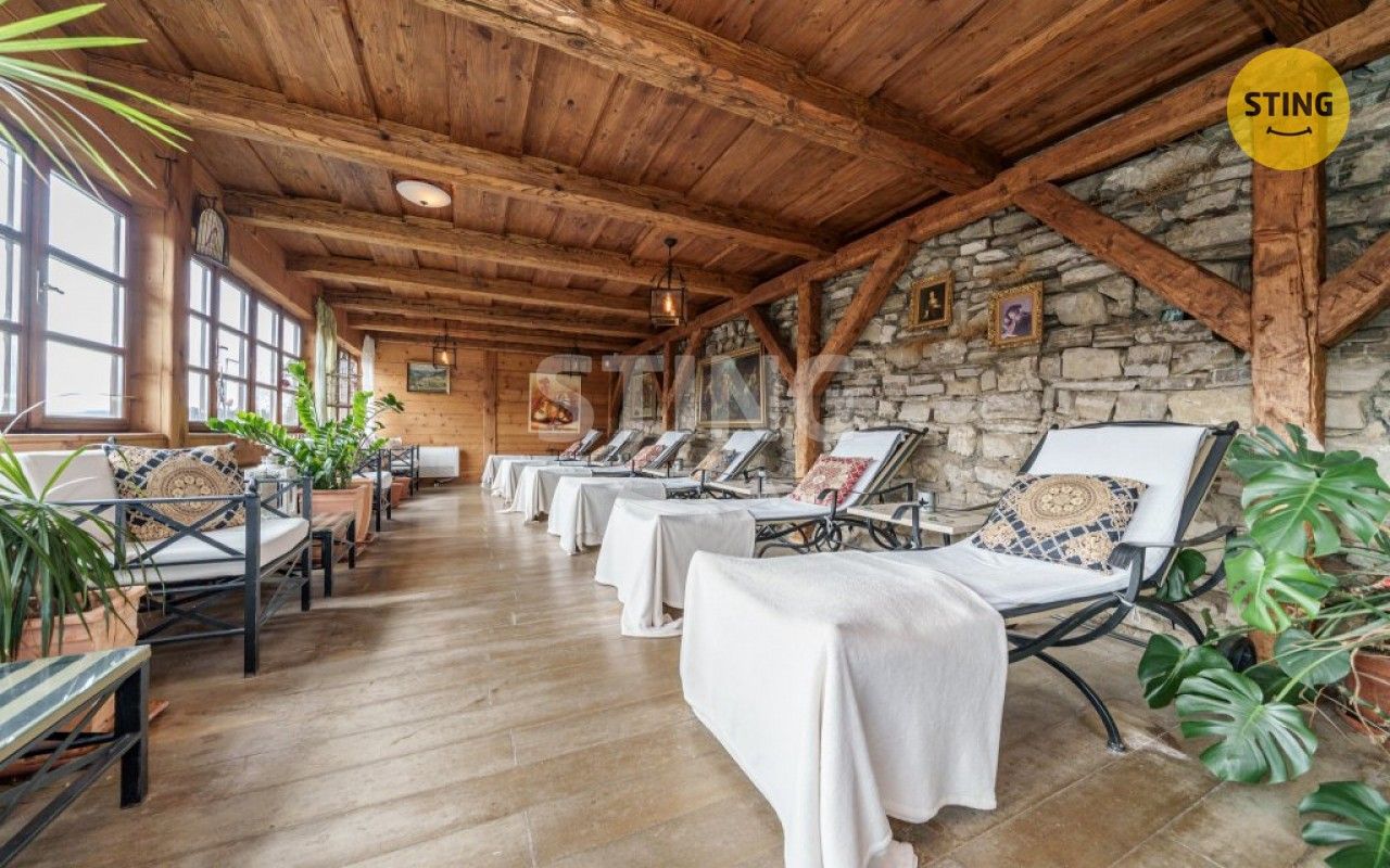 Prodej komerčního prostoru 2230 m² - foto 25