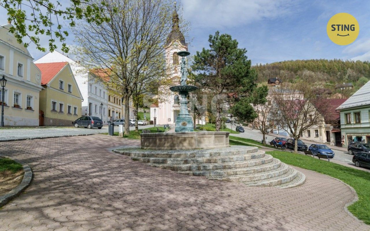 Prodej komerčního prostoru 2230 m² - foto 42