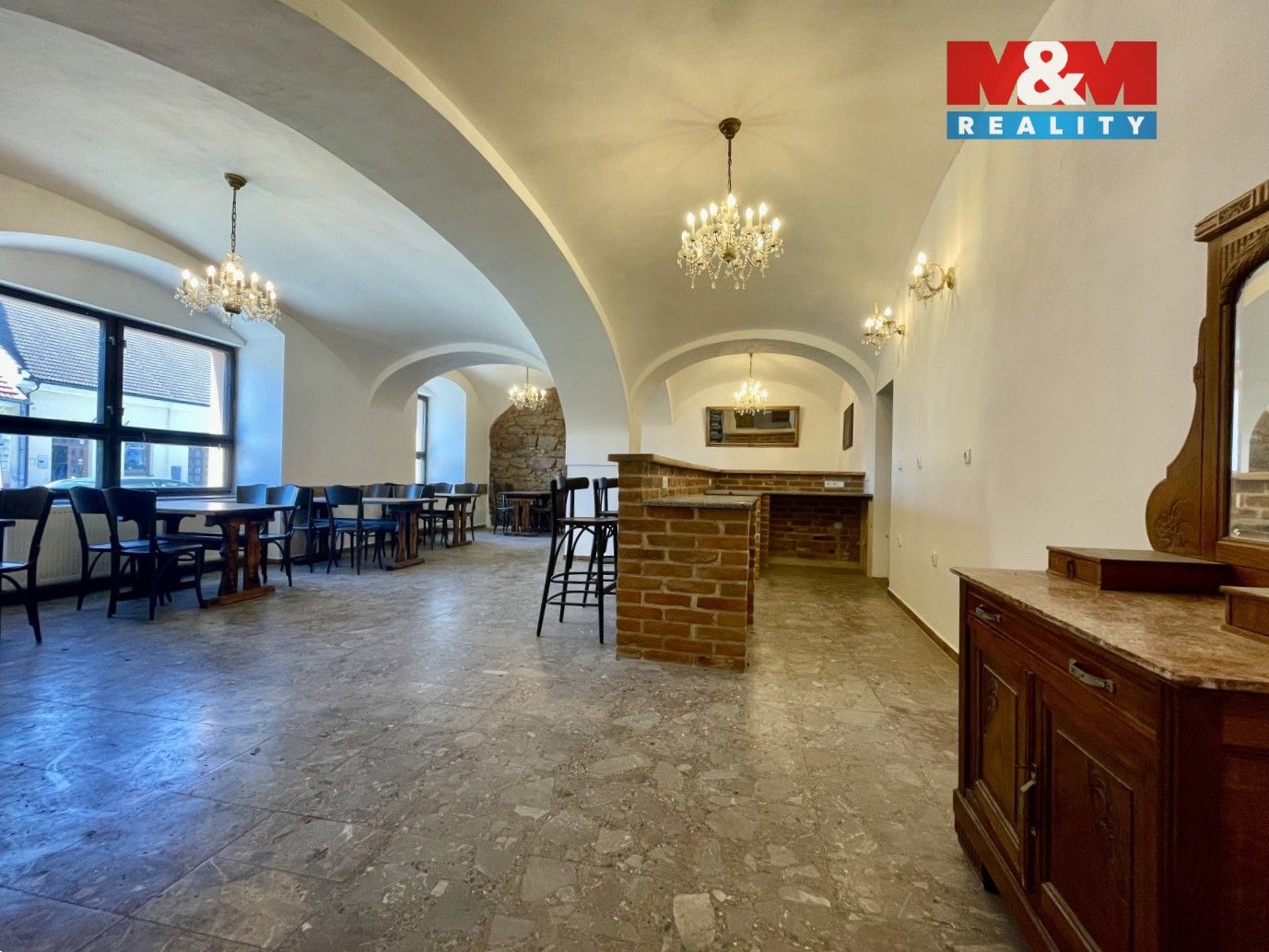 Pronájem komerčního prostoru 300 m² - foto 8
