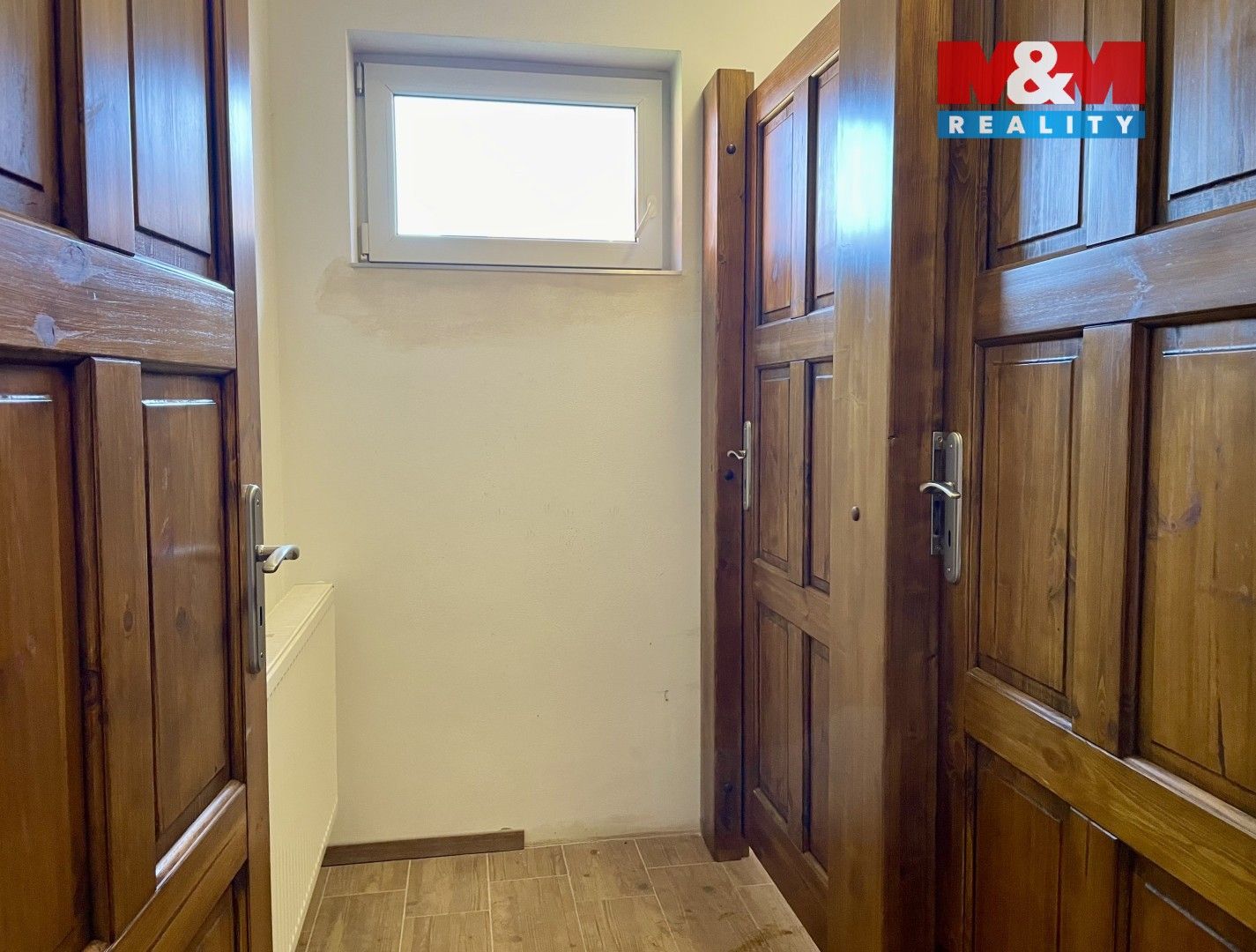 Pronájem komerčního prostoru 300 m² - foto 12