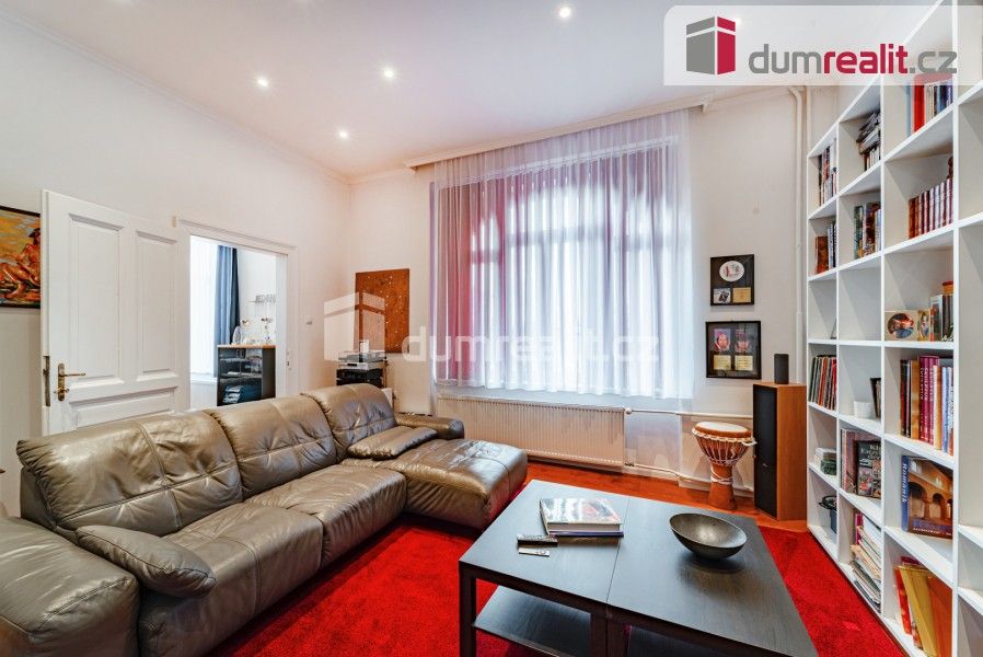 Prodej domu 290 m² - foto 2