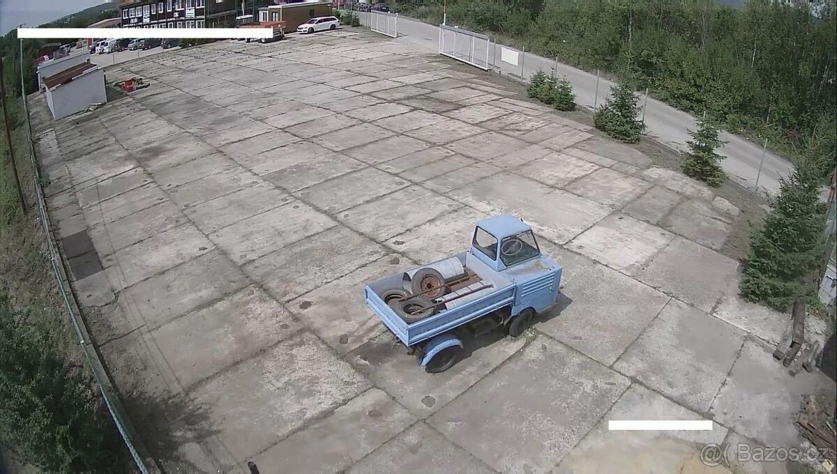 Pronájem pozemku 500 m² - foto 1