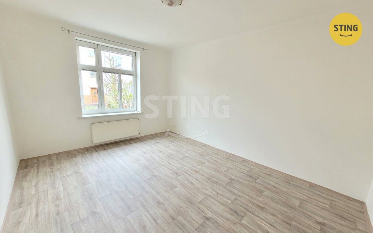 Pronájem bytu 2+kk 58 m² - foto 2