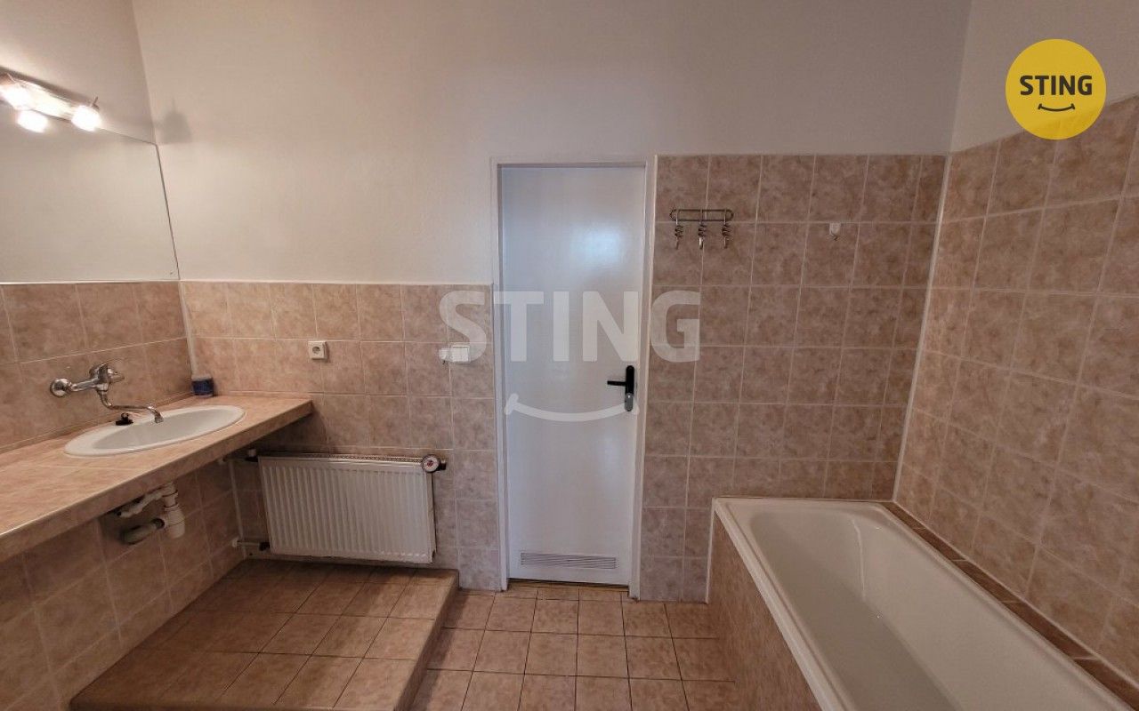 Pronájem bytu 2+kk 58 m² - foto 10