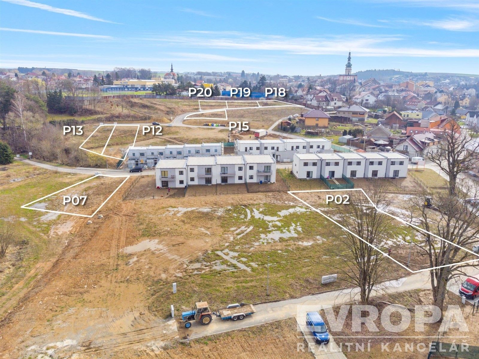 Prodej pozemku 742 m² - foto 2