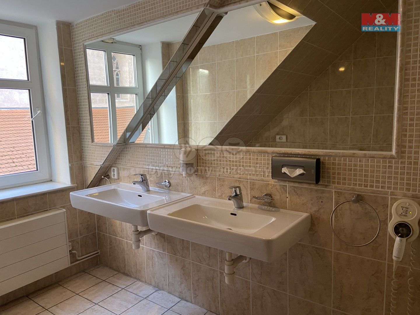 Pronájem bytu 4+kk 110 m² - foto 19