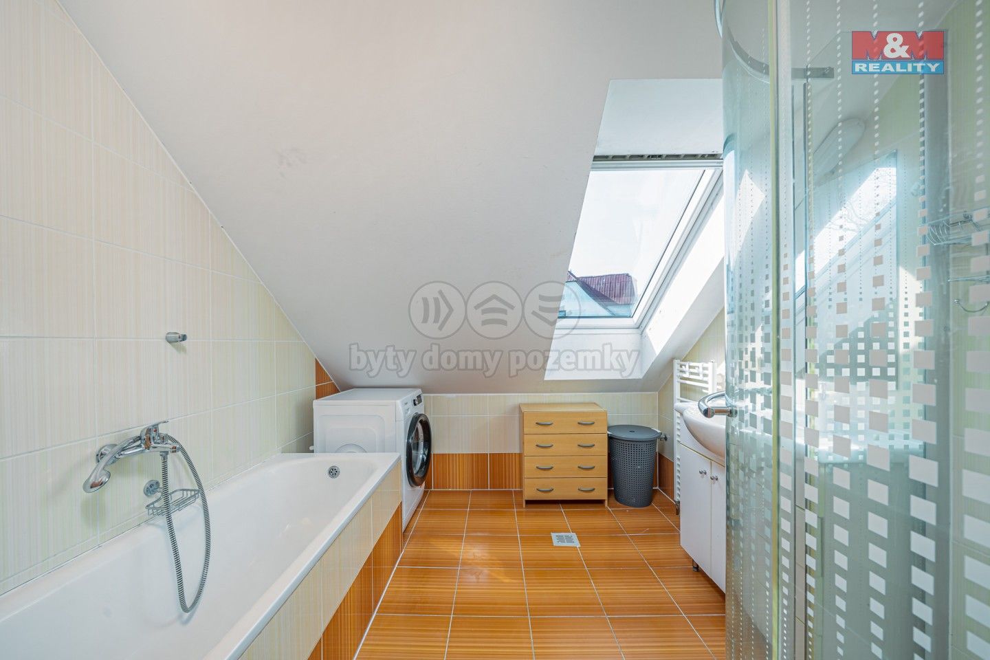 Prodej komerčního prostoru 450 m² - foto 20
