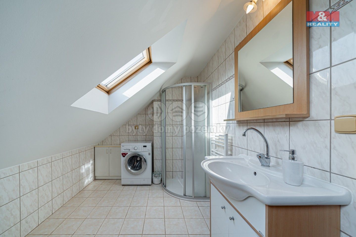 Prodej komerčního prostoru 450 m² - foto 48