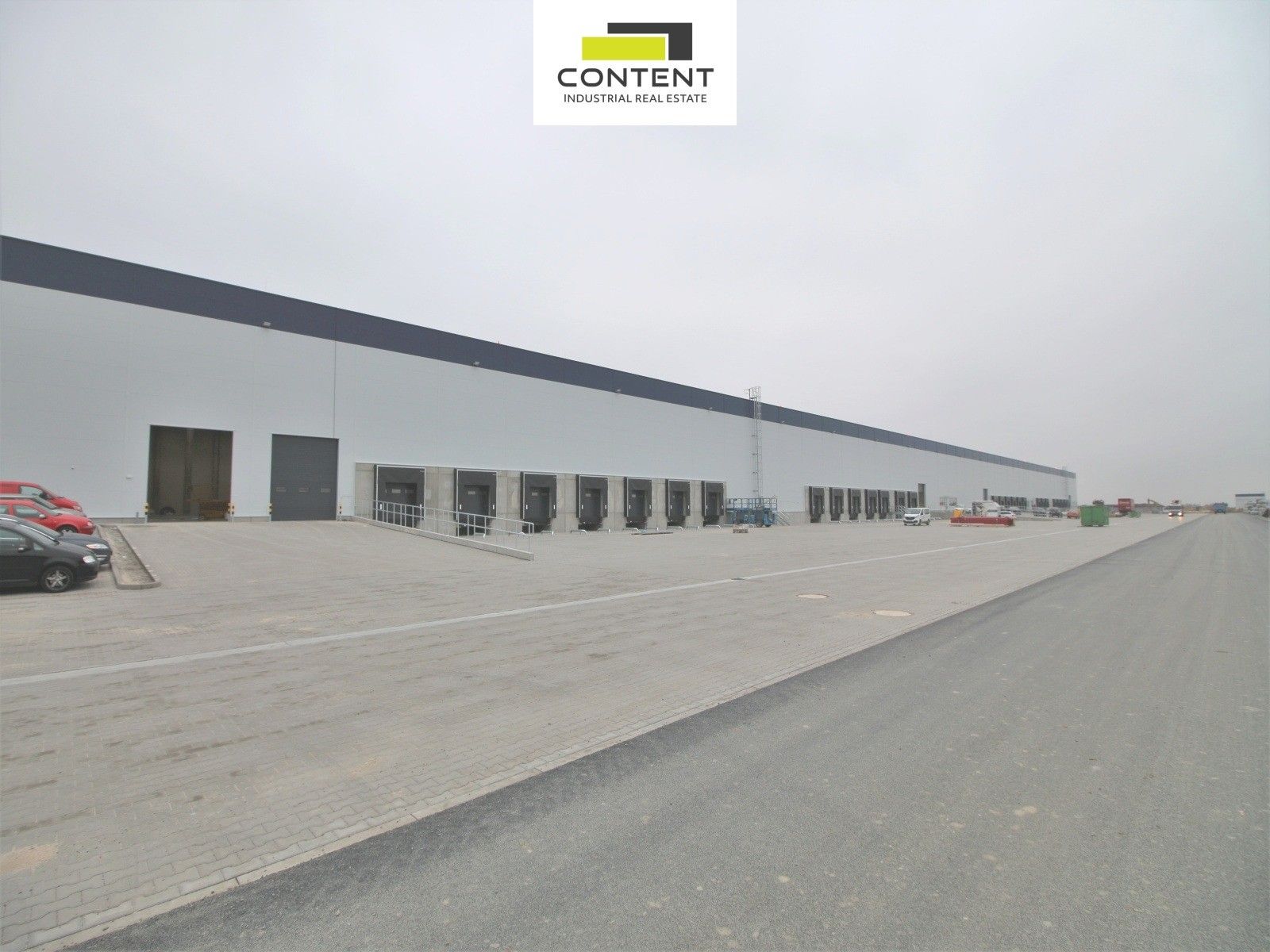 Pronájem komerčního prostoru 5000 m² - foto 4