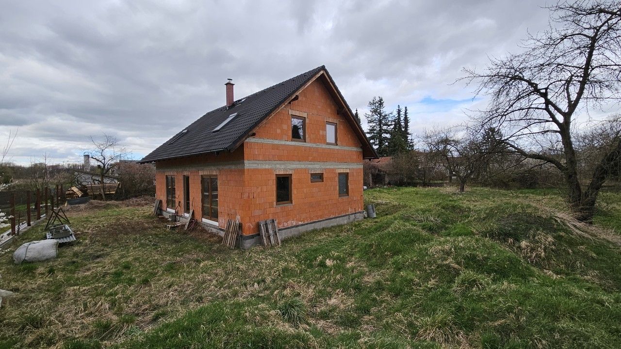 Prodej domu 214 m² - foto 2