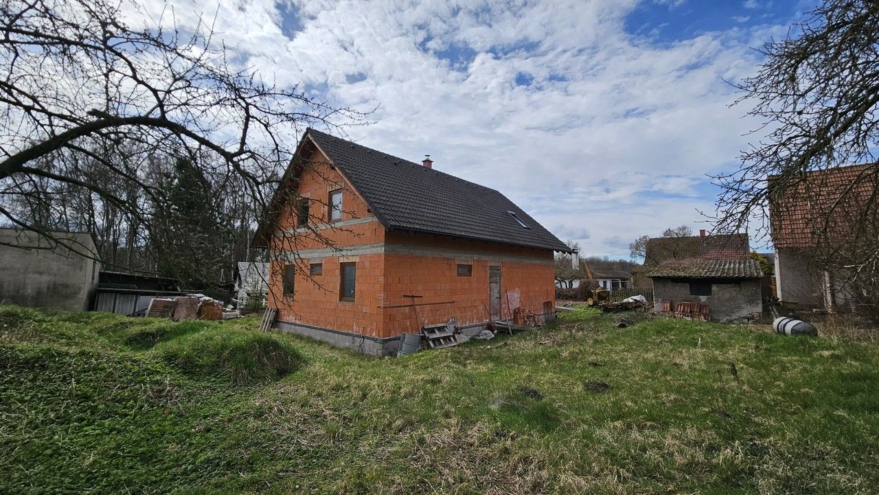 Prodej domu 214 m² - foto 3