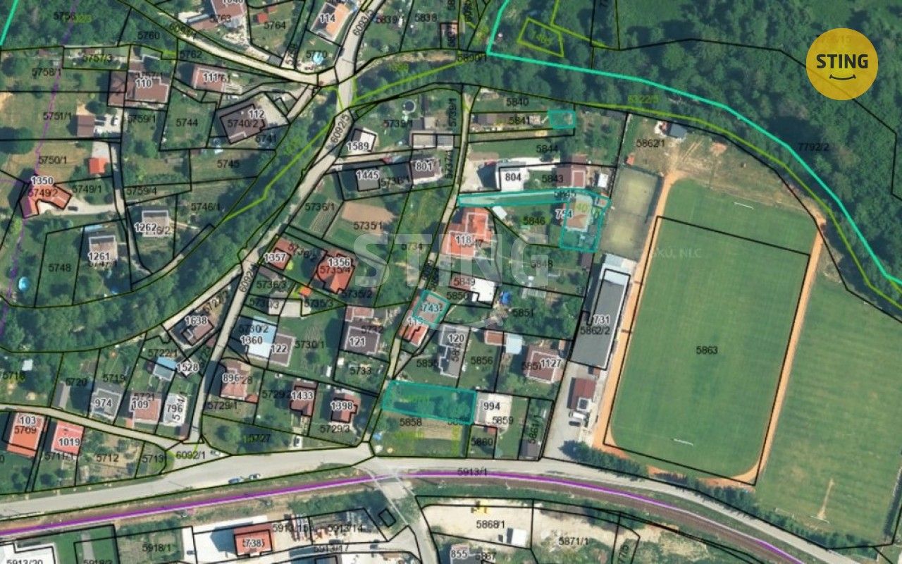 Prodej nemovitosti 12232 m² - foto 1