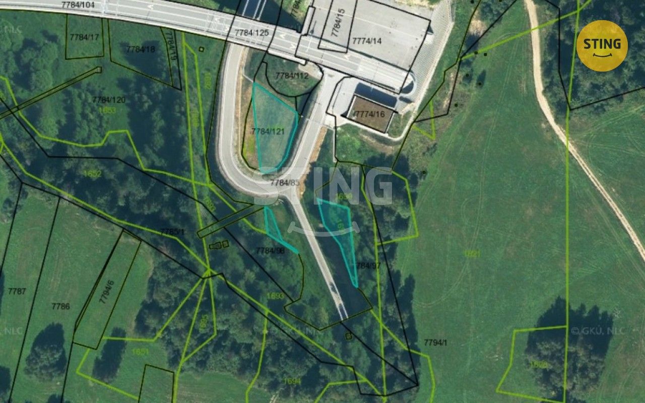 Prodej nemovitosti 12232 m² - foto 4