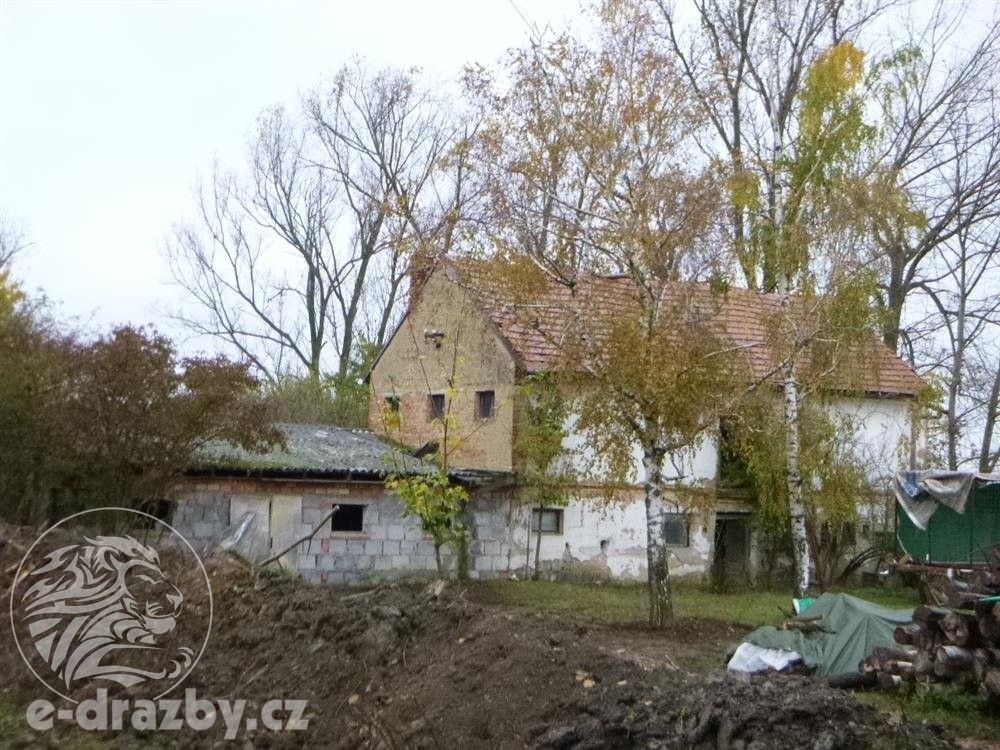 Prodej komerčního prostoru 522 m² - foto 1