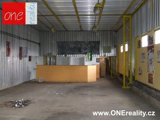 Pronájem komerčního prostoru 1000 m² - foto 7