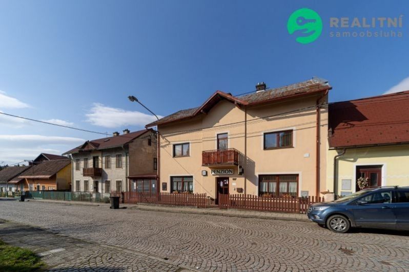 Prodej komerčního prostoru 340 m² - foto 1