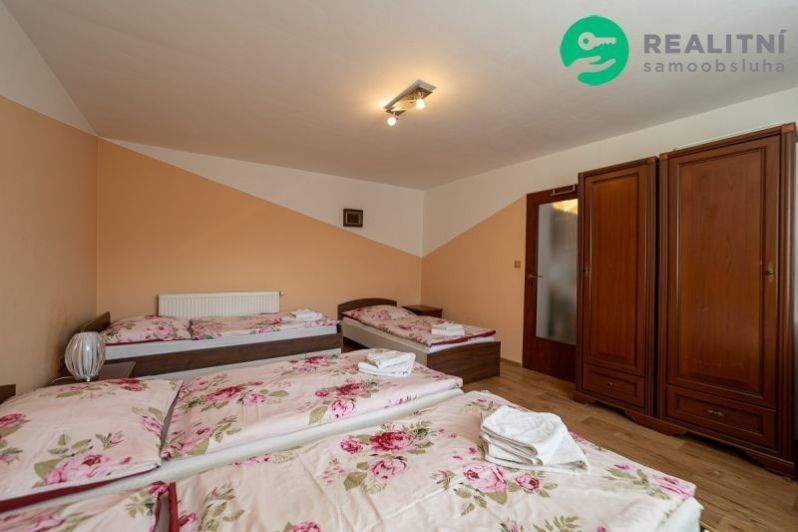 Prodej komerčního prostoru 340 m² - foto 5