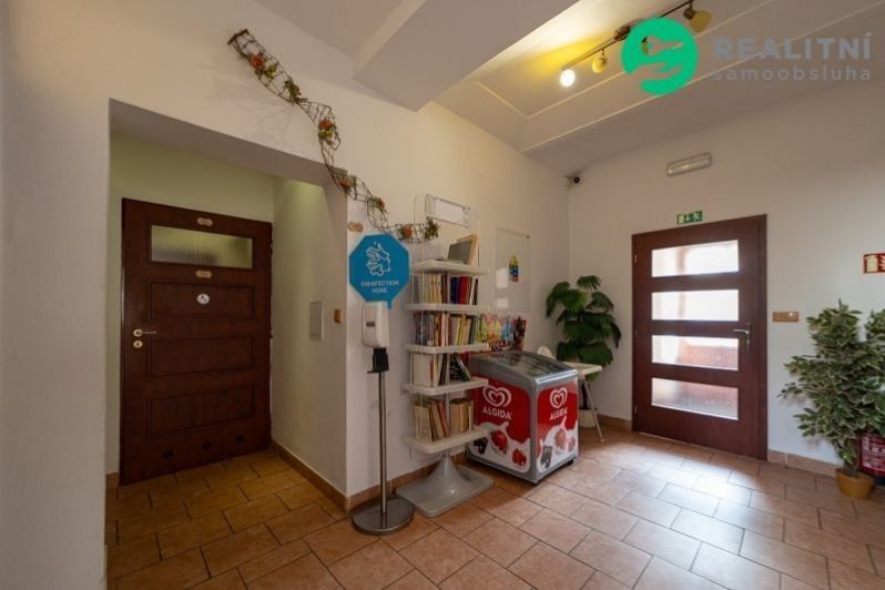 Prodej komerčního prostoru 340 m² - foto 17