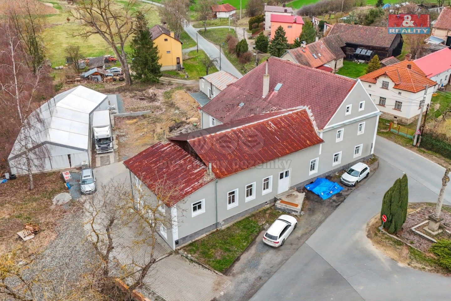 Prodej komerčního prostoru 745 m² - foto 4
